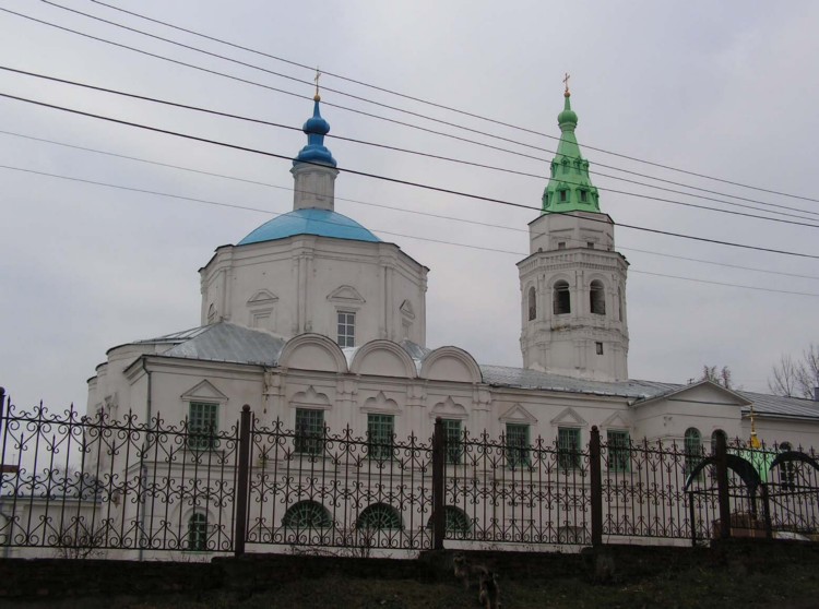 Курск. Троицкий монастырь. Собор Троицы Живоначальной. фасады