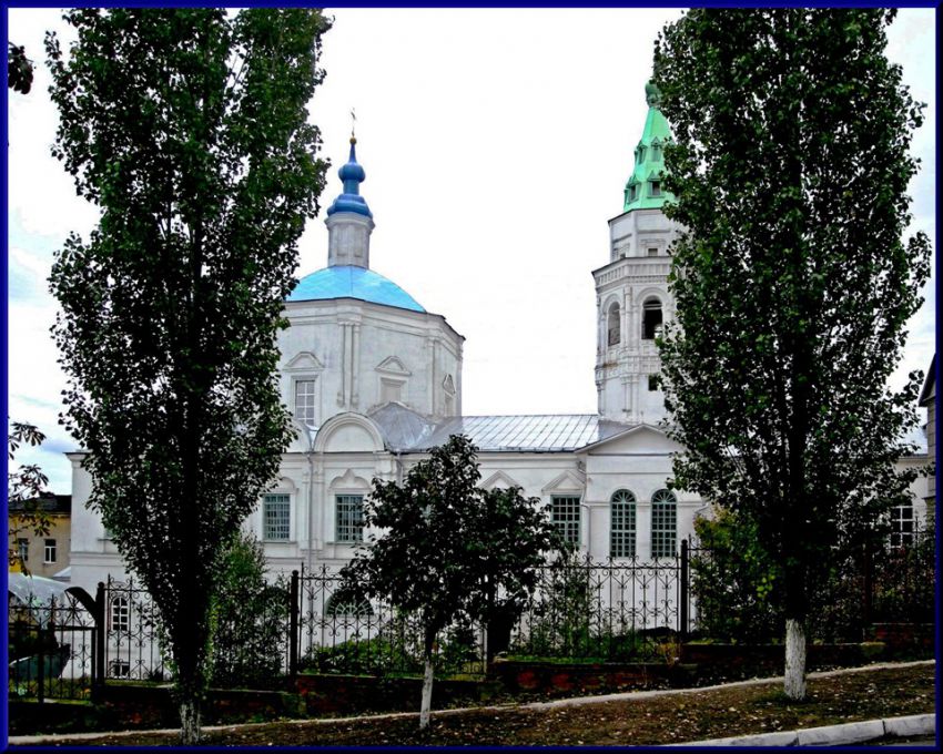 Курск. Троицкий монастырь. Собор Троицы Живоначальной. фасады