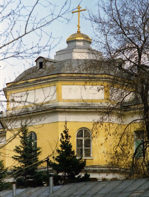 Домовая церковь Петра и Павла при Главном военном госпитале им. Н.Н. Бурденко, Басманный (Центральный административный округ (ЦАО), г. Москва). архитектурные детали