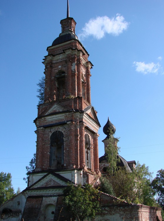 Церковь Воскресения Христова, Унжа (Макарьевский район, Костромская область). общий вид в ландшафте