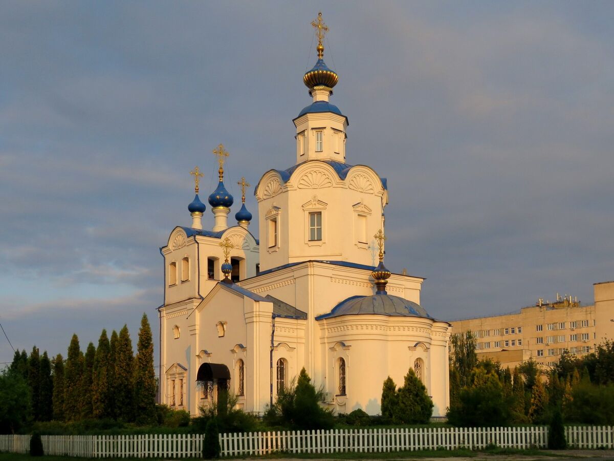 Успенский мужской монастырь. Церковь Успения Пресвятой Богородицы (новая), Орёл (Орёл, город, Орловская область). фасады