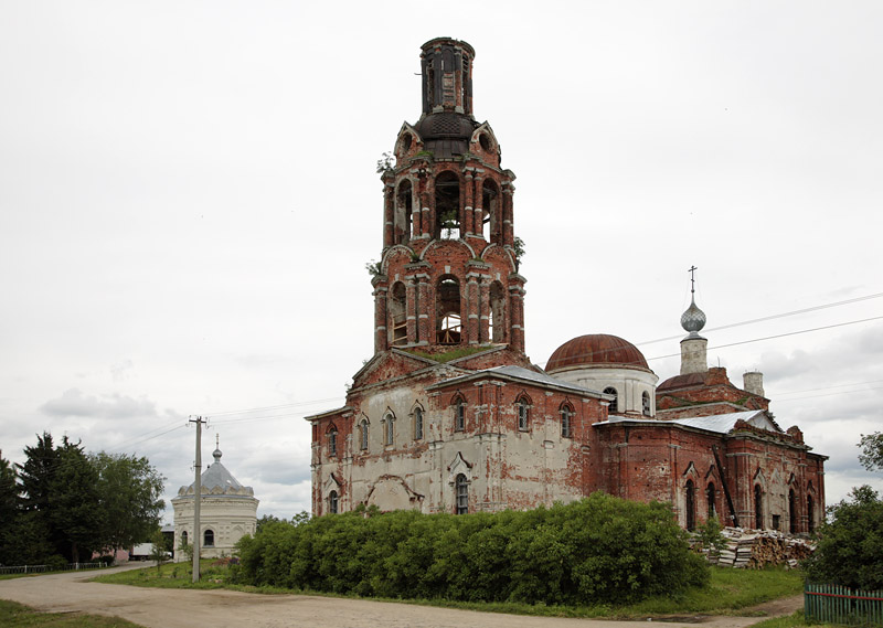 Церковь Казанской иконы Божией Матери, Заозерье (Угличский район, Ярославская область). фасады