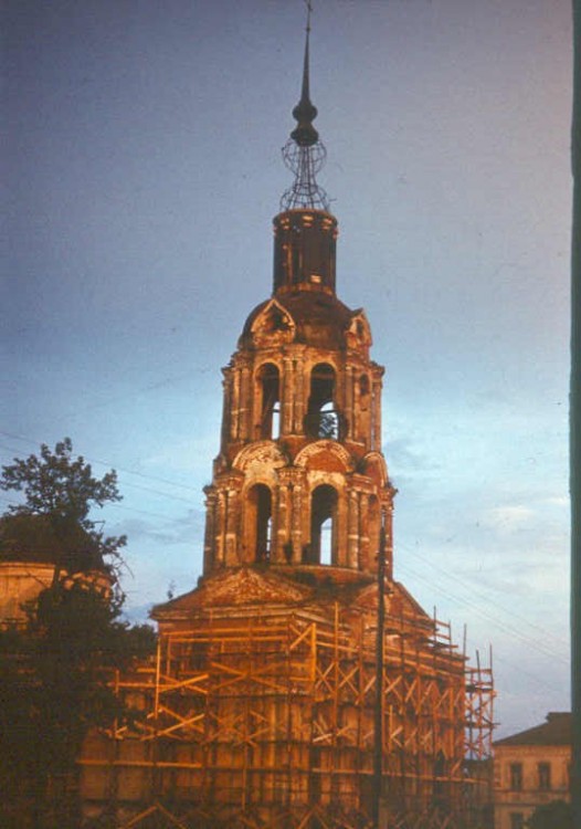 Церковь Казанской иконы Божией Матери, Заозерье (Угличский район, Ярославская область). архитектурные детали