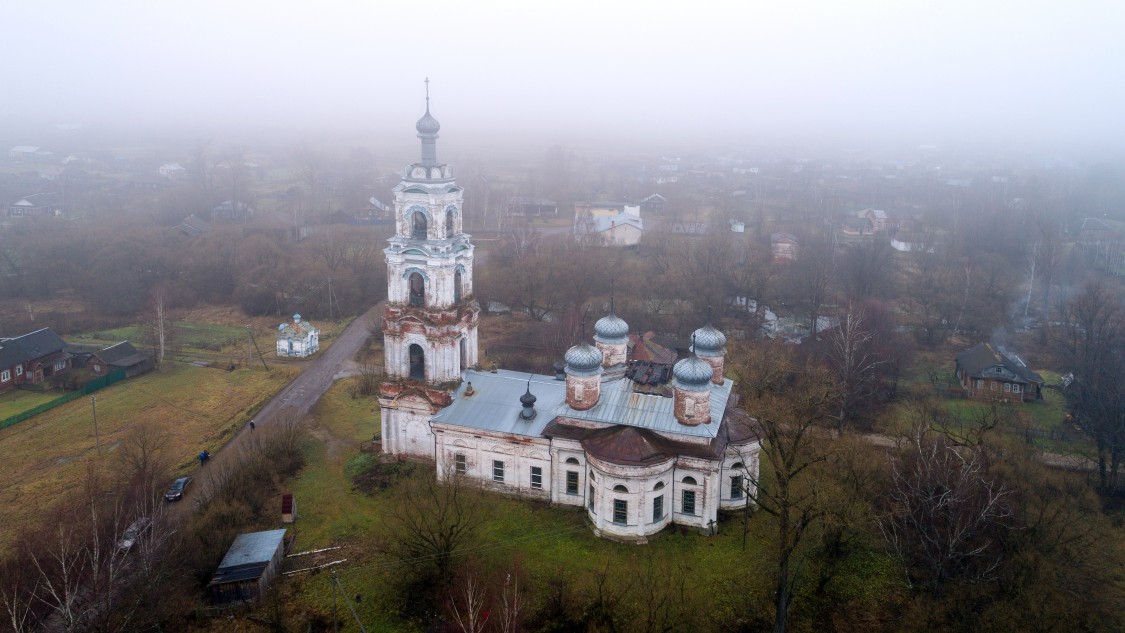 Церковь Рождества Христова, Батманы (Кинешемский район, Ивановская область). общий вид в ландшафте