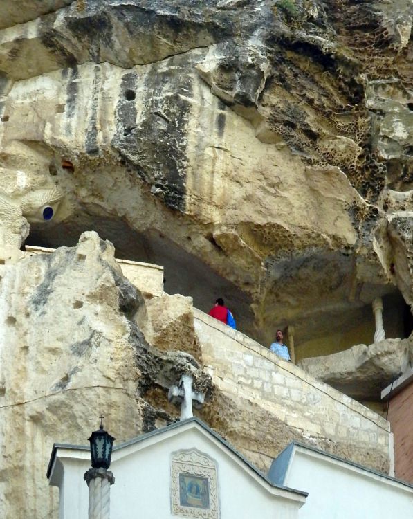 Бахчисарай. Успенский мужской монастырь. Церковь Успения Пресвятой Богородицы (пещерная). фасады