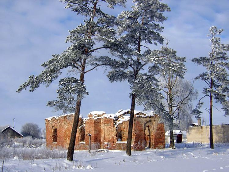 Церковь Петра и Павла, Клопицы (Волосовский район, Ленинградская область). фасады
