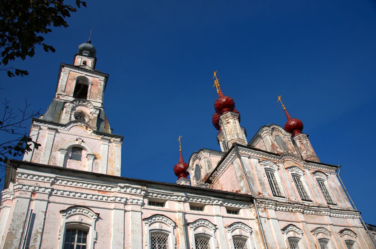 Церковь Флора и Лавра, Флоровское (Большесельский район, Ярославская область). архитектурные детали