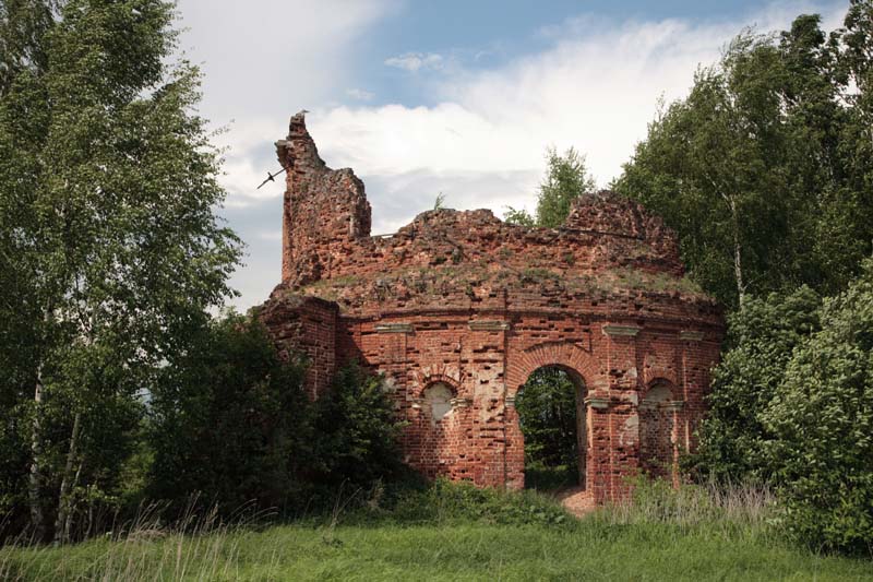 Церковь Спаса Нерукотворного Образа, Даратники (Переславский район и г. Переславль-Залесский, Ярославская область). фасады