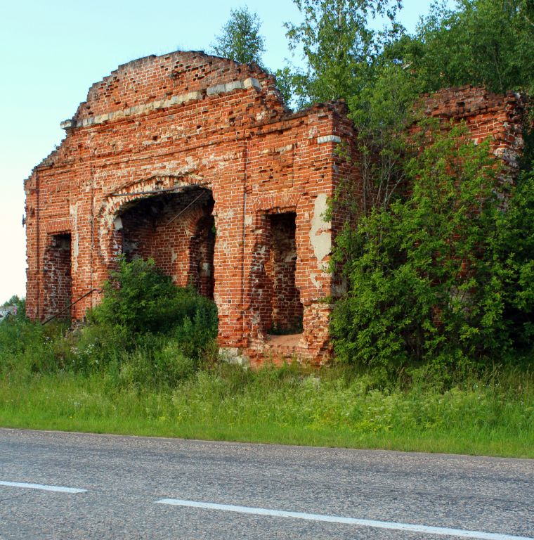 Церковь Спаса Нерукотворного Образа, Даратники (Переславский район и г. Переславль-Залесский, Ярославская область). фасады