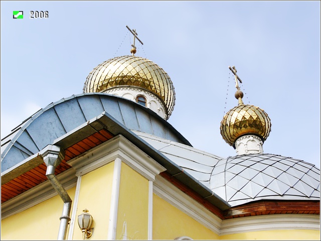 Троице-Никольский женский монастырь. Церковь Троицы Живоначальной, Ташкент (Узбекистан, Прочие страны). архитектурные детали, Угол объема дьяконника, вид верхних частей