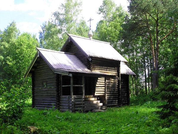 Музей деревянного зодчества Витославлицы. Церковь Троицы Живоначальной из Реконьской пустыни Любытинского района, Юрьево (Великий Новгород, город, Новгородская область). фасады, Церковь Святой Троицы из Реконьской пустыни Любытинского района. Постройка второй половины XVII века.