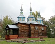 Музей народной архитектуры и быта. Церковь Трёх Святителей из с. Пищики, , Переяслав, Бориспольский район, Украина, Киевская область