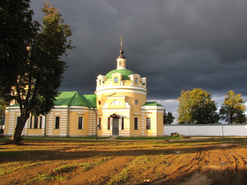 Аносин Борисоглебский монастырь. Собор Троицы Живоначальной, Аносино (Истринский городской округ и ЗАТО Восход, Московская область). фасады