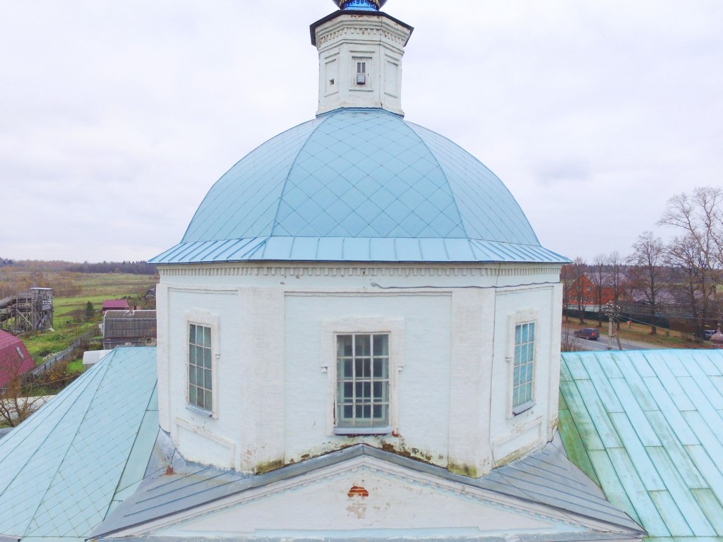 Церковь Рождества Пресвятой Богородицы, Глебовское (Переславский район и г. Переславль-Залесский, Ярославская область). архитектурные детали, Восьмерик основного объема храма, фото с квадрокоптера