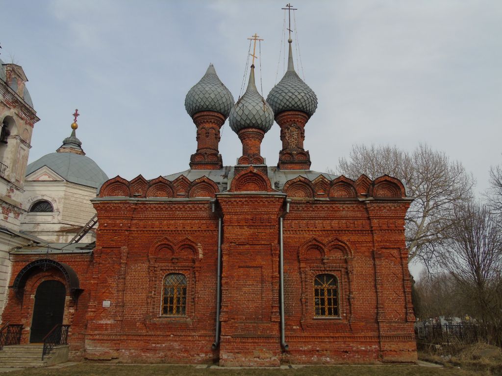 Варницы. Церковь Паисия Великого и Уара. фасады