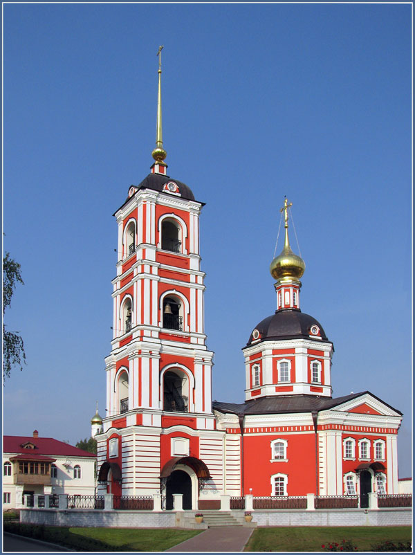 Троице-Варницкий монастырь. Собор Троицы Живоначальной (новый), Варницы (Ростовский район, Ярославская область). фасады