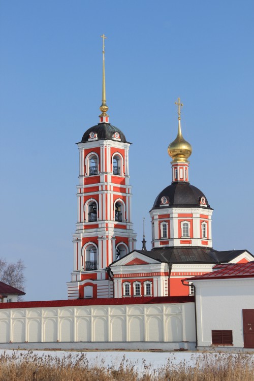 Троице-Варницкий монастырь. Собор Троицы Живоначальной (новый), Варницы (Ростовский район, Ярославская область). фасады