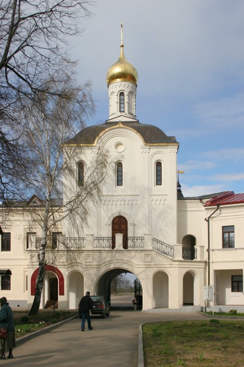 Троице-Варницкий монастырь. Церковь Кирилла и Марии, Варницы (Ростовский район, Ярославская область). фасады