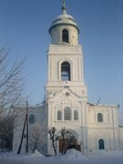 Кафедральный собор Николая Чудотворца, Лицевая часть (вход).
В верхней части имеется колокольня.<br>, Шадринск, Шадринский район и г. Шадринск, Курганская область