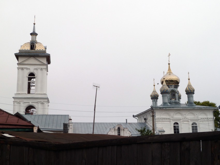 Церковь Троицы Живоначальной, Козьмодемьянск (Козьмодемьянск, город, Республика Марий Эл). фасады, вид на церковь с юго- западной стороны