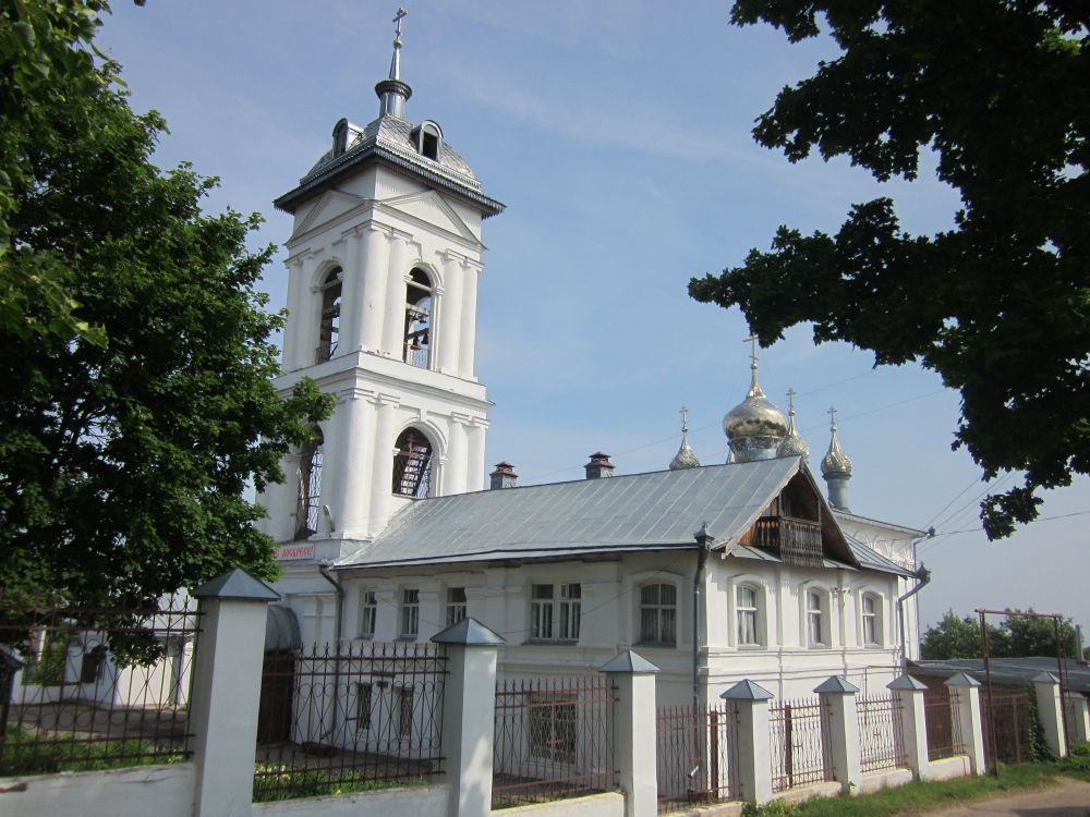 Козьмодемьянск. Церковь Троицы Живоначальной. фасады