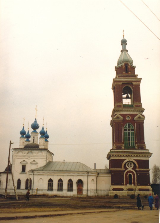Церковь Покрова Пресвятой Богородицы, Юрьев-Польский (Юрьев-Польский район, Владимирская область). фасады