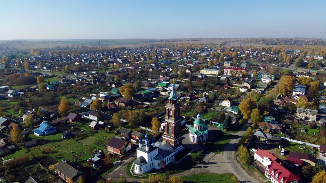 Юрьев-Польский. Церковь Никиты мученика. общий вид в ландшафте