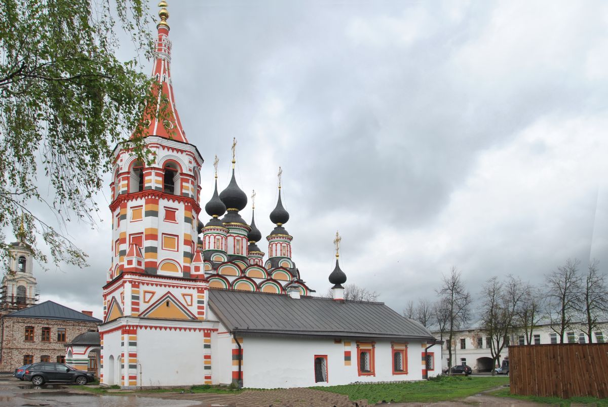 Суздаль. Церковь Антипы Пергамского. фасады