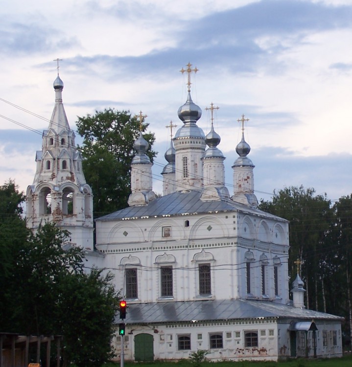 Великий Устюг. Устюжский Спасо-Преображенский женский монастырь. Церковь Спаса Преображения. фасады