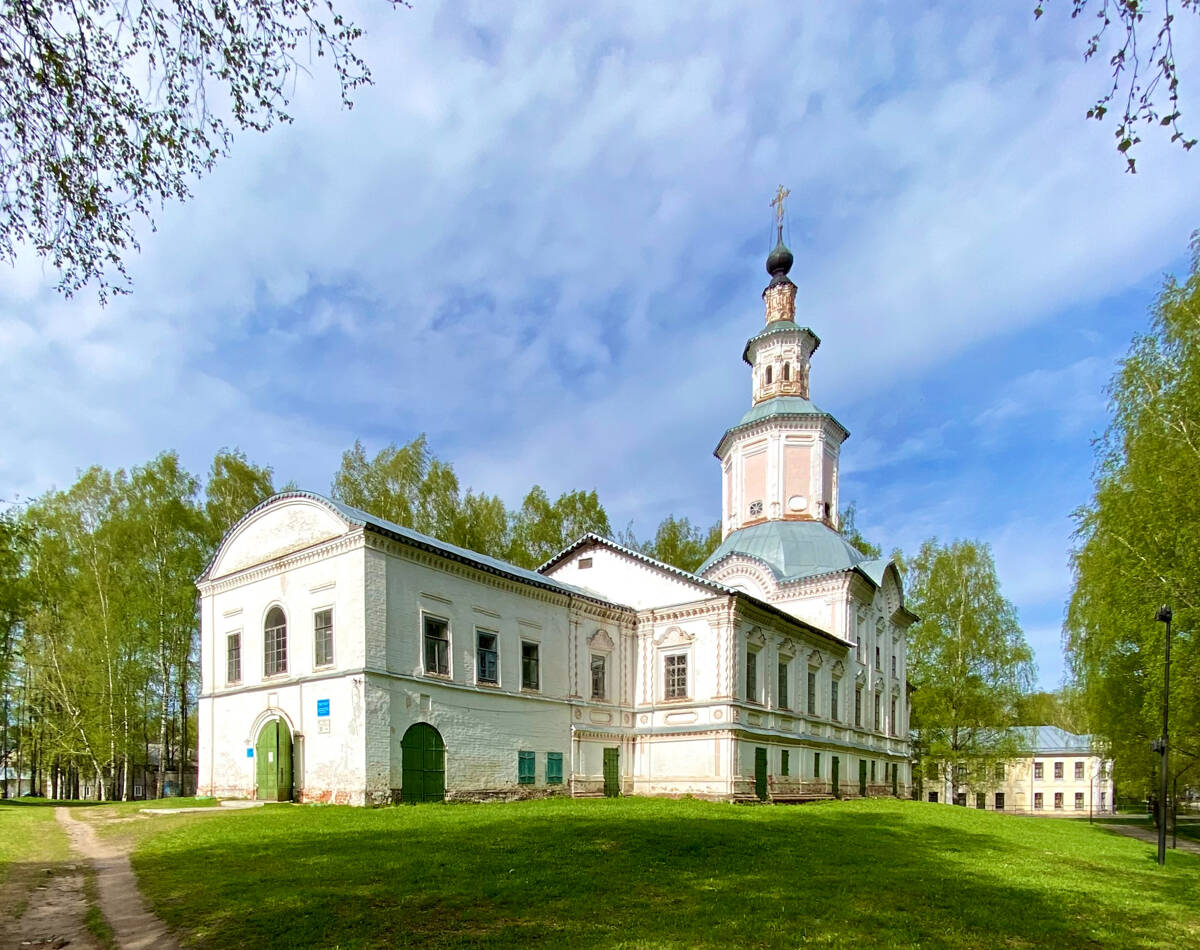 Церковь Сретения Господня, Великий Устюг (Великоустюгский район, Вологодская область). фасады, Вид с юго-запада