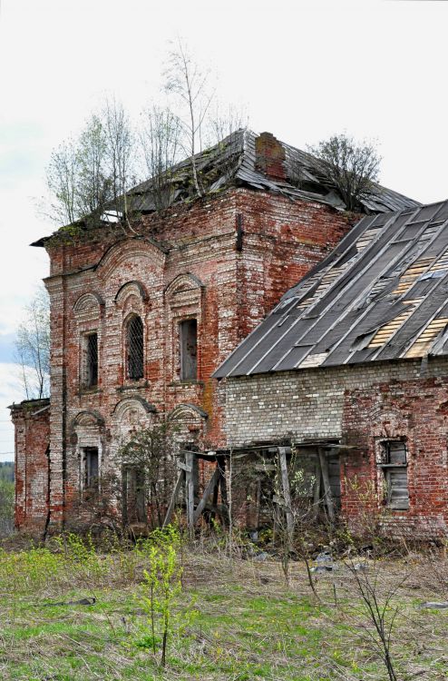 Церковь Успения Пресвятой Богородицы, Воронье (Судиславский район, Костромская область). фасады