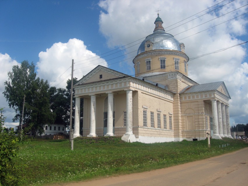 Великорецкое. Церковь Николая Чудотворца. фасады