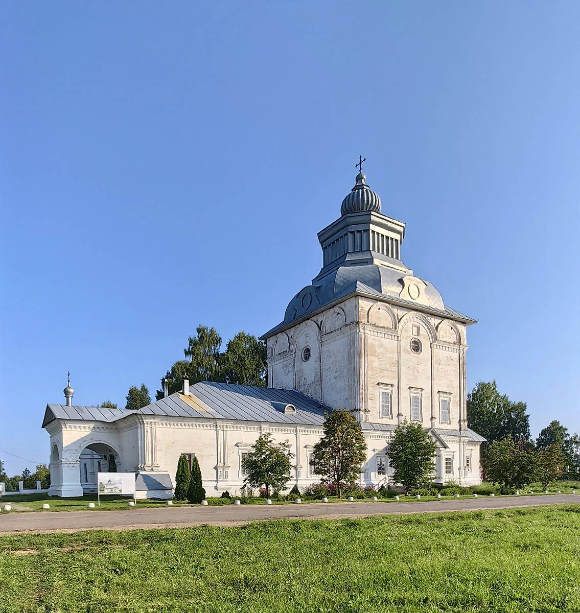 фасады. Церковь Преображения Господня, Великорецкое (Юрьянский район, Кировская область)