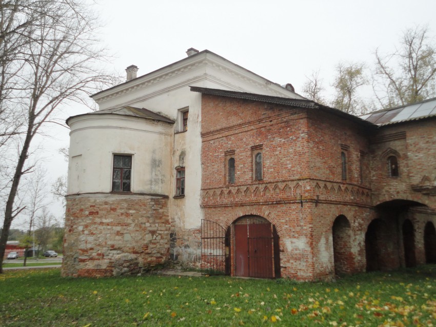 Великий Новгород. Церковь Михаила Архангела. фасады