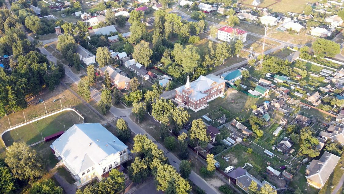 Церковь Воздвижения Креста Господня (Николая Чудотворца), Мишеронский (Мишеронь) (Шатурский городской округ и г. Рошаль, Московская область). общий вид в ландшафте