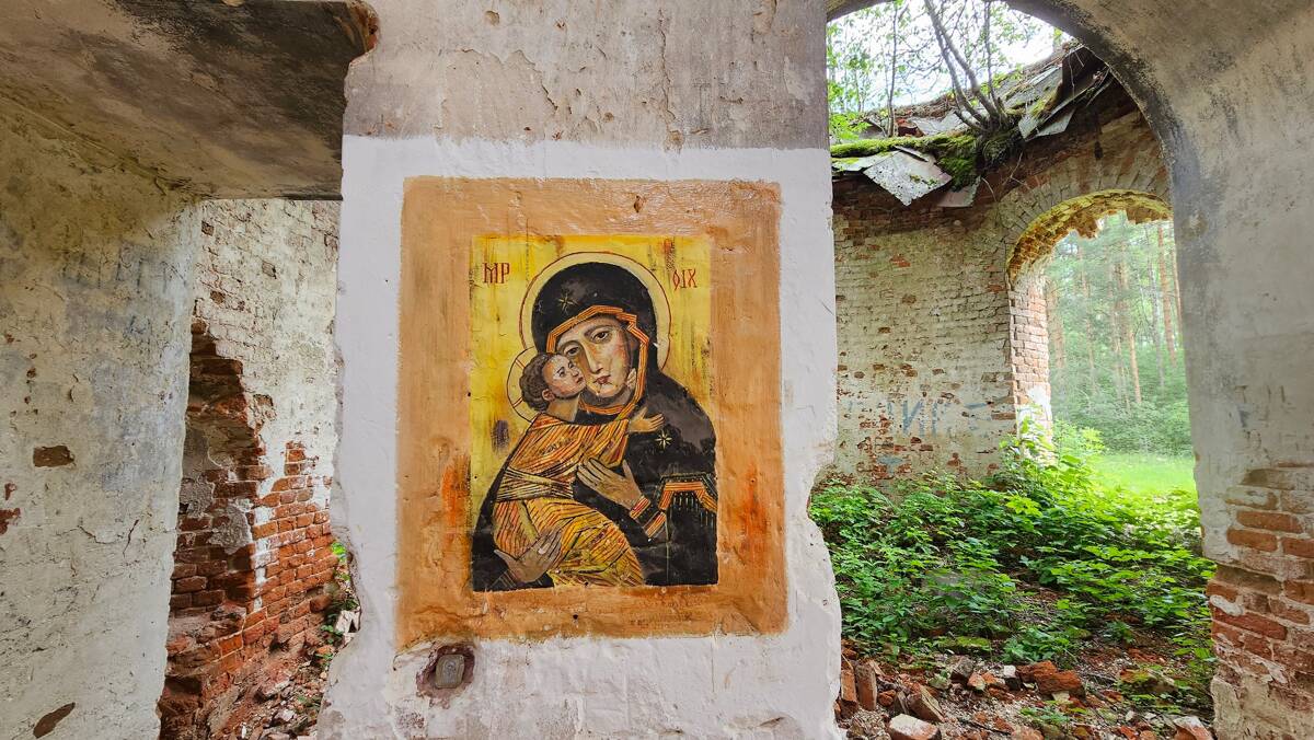 Церковь Рождества Христова, Илькодино (Шатурский городской округ и г. Рошаль, Московская область). интерьер и убранство, Новая роспись в основном объёме храма