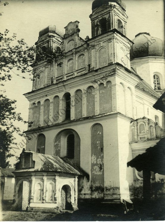Никольский монастырь. Церковь Николая Чудотворца, Могилёв (Могилёв, город, Беларусь, Могилёвская область). архивная фотография, Частная коллекция. Фото 1939 г.