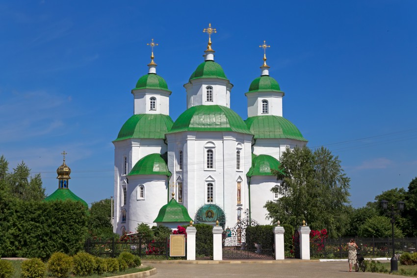 Прилуки. Храмовый комплекс. Спасо-Преображенского собора и Николаевской церкви. фасады