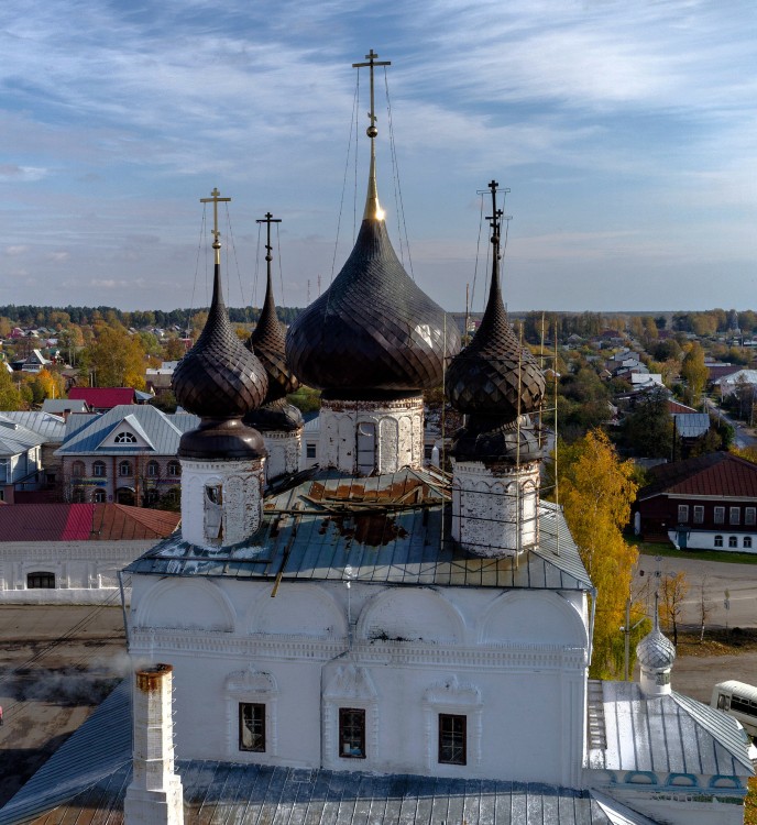 Лух. Церковь Воскресения Христова. архитектурные детали