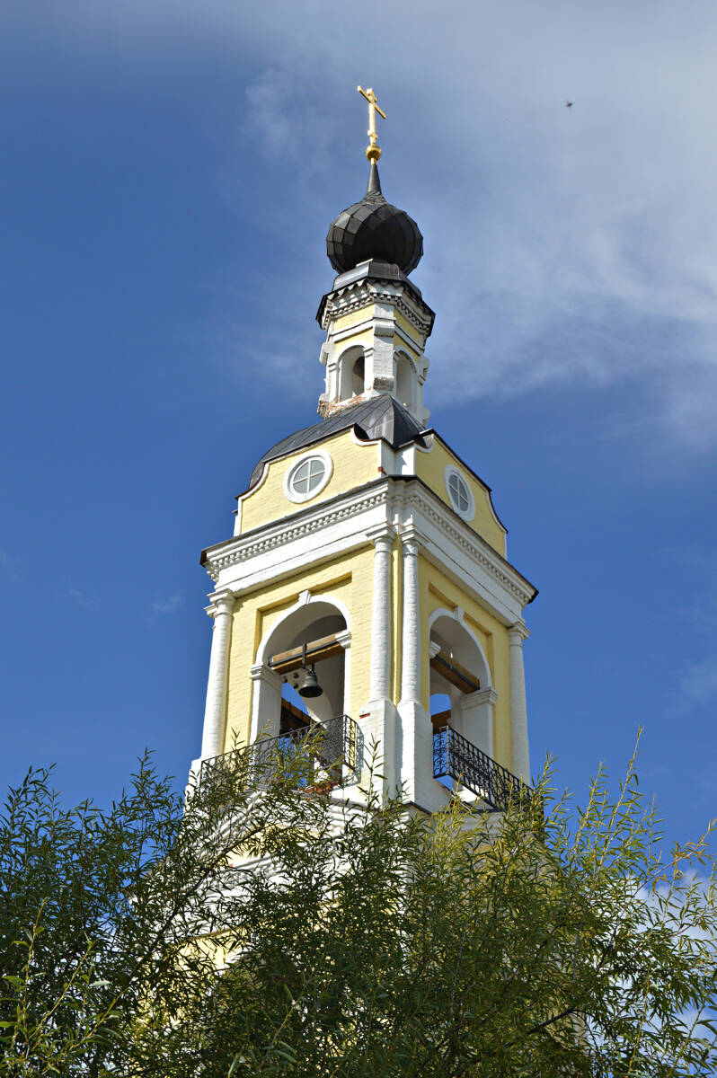 Церковь Троицы Живоначальной, Плёс (Приволжский район, Ивановская область). архитектурные детали