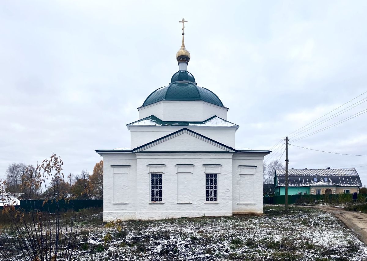 Введеньё. Церковь Иоанна Богослова. фасады, Вид с северо-востока