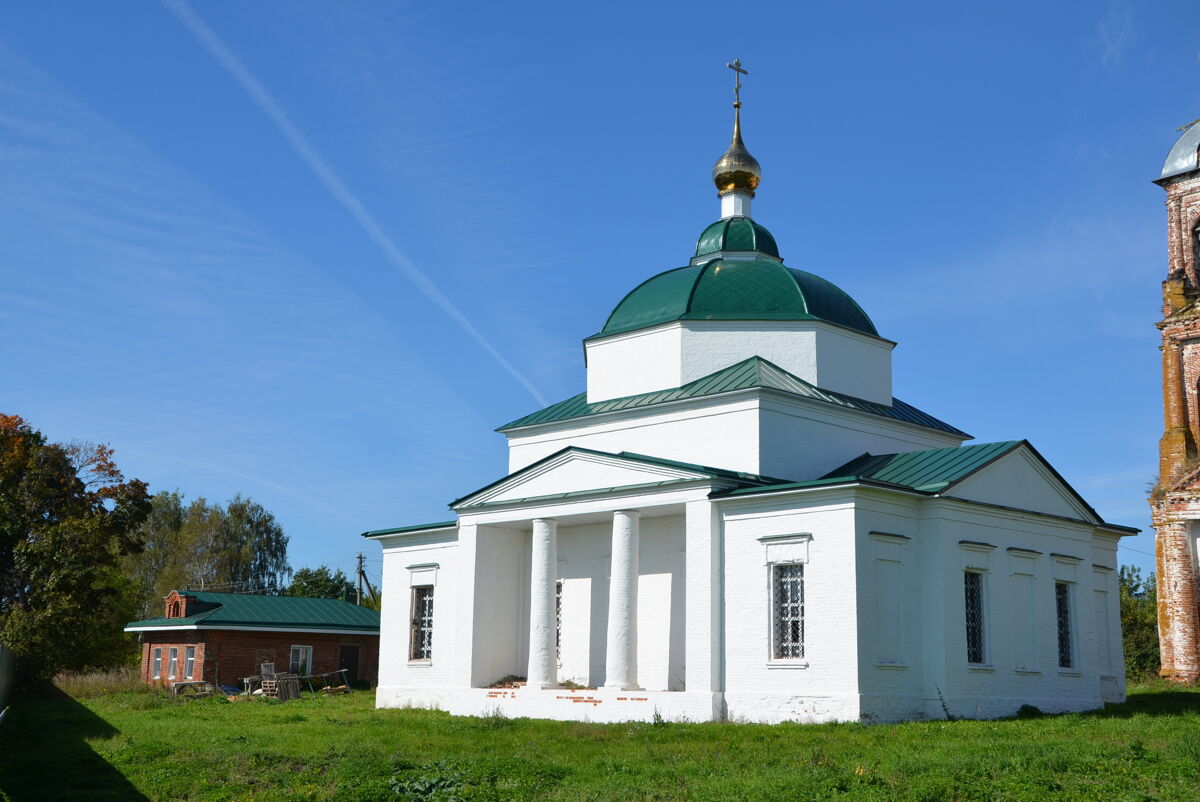 Церковь Иоанна Богослова, Введеньё (Шуйский район, Ивановская область). фасады