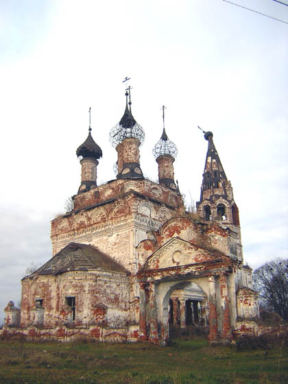Церковь Покрова Пресвятой Богородицы, Дунилово (Шуйский район), фотография.  фасады Покровская церковь (1685-1704)