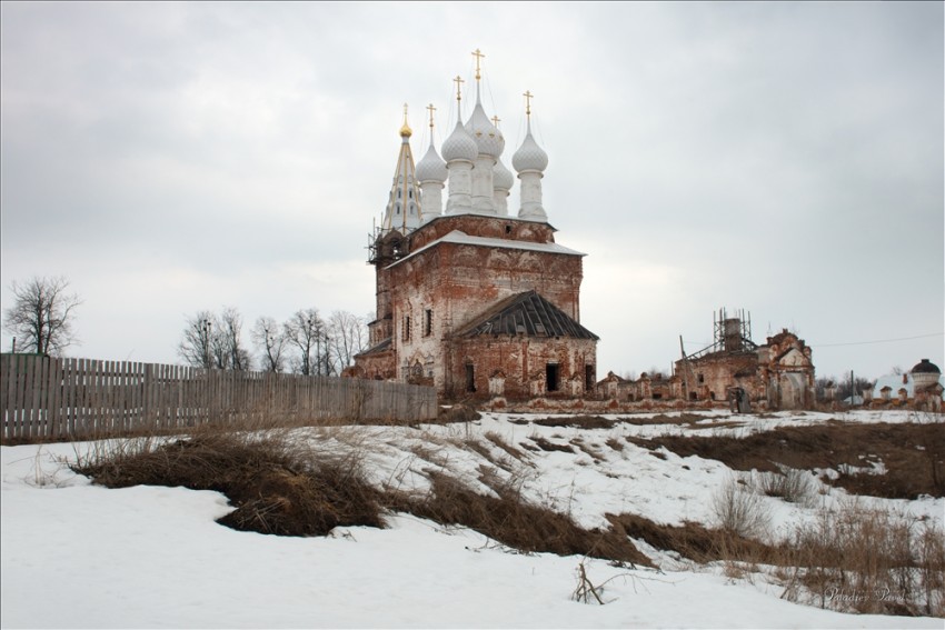 Дунилово. Церковь Покрова Пресвятой Богородицы. общий вид в ландшафте