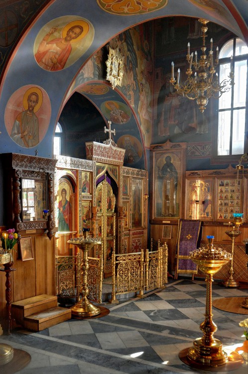 Церковь Троицы Живоначальной в Старых Черёмушках, Академический (Юго-Западный административный округ (ЮЗАО), г. Москва). интерьер и убранство