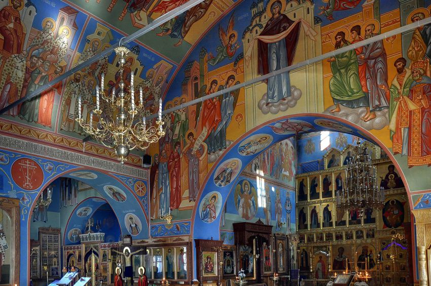 Церковь Троицы Живоначальной в Старых Черёмушках, Академический (Юго-Западный административный округ (ЮЗАО), г. Москва). интерьер и убранство