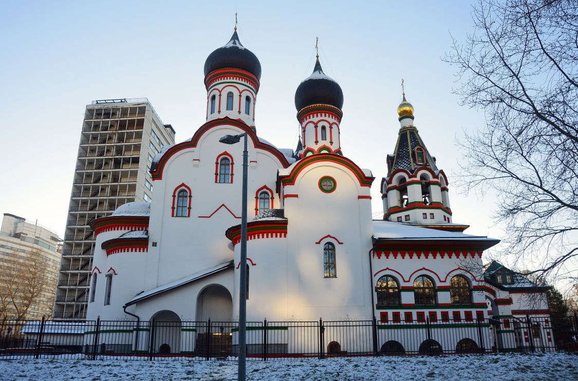 Церковь Троицы Живоначальной в Старых Черёмушках, Академический (Юго-Западный административный округ (ЮЗАО), г. Москва). фасады