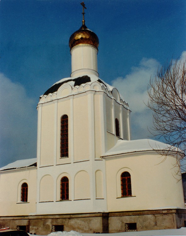 Бирюлёво Западное. Церковь Серафима Саровского на Покровском кладбище. фасады