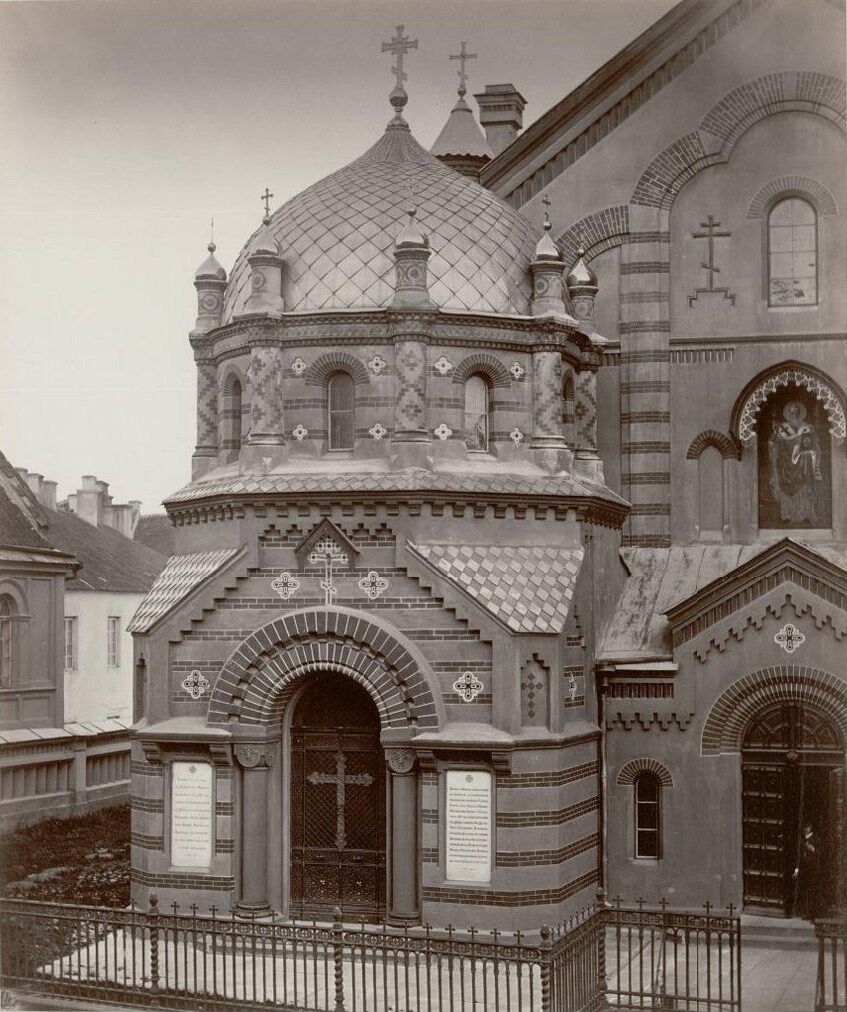 Церковь Николая Чудотворца, Вильнюс (Вильнюсский уезд, Литва). архивная фотография, Михайловская часовня. Фото 1870-ых годов из фондов Музея Академии художеств. Автор Владислав Яковлевич Рейнгардт