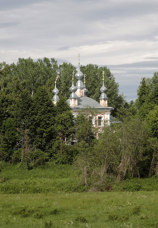 Леонтьевское. Церковь Михаила Архангела. фасады